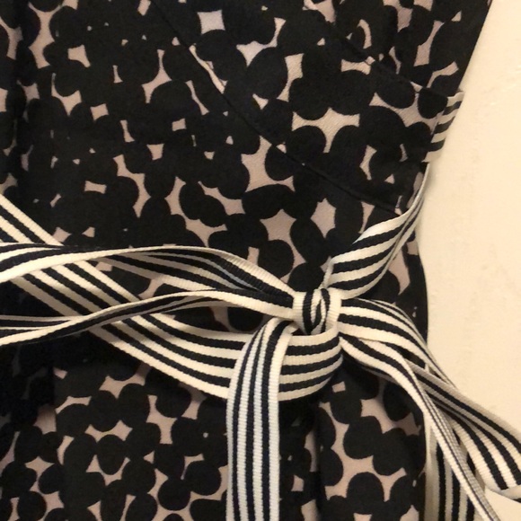 Wrap Top by Loft - Picture 3 of 4